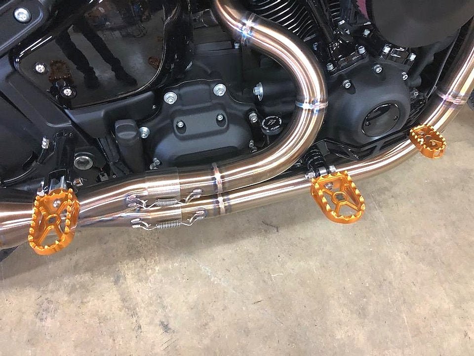 Death Metal Racing - 2018-up Softail Mid Controls - Shift & Brake arms - Boosted Brad - Lucky Speed Shop