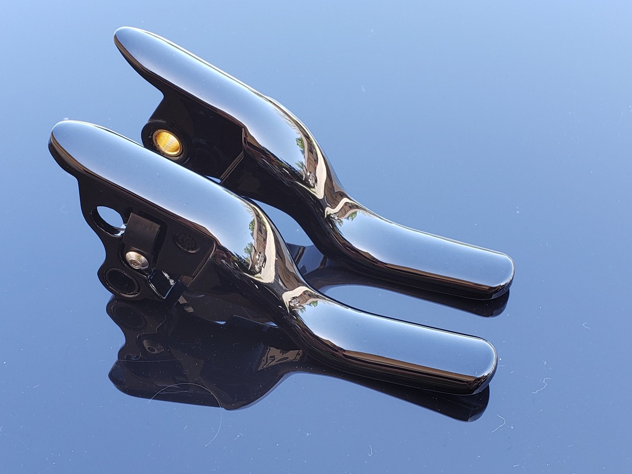 Lucky Speed 15-UP Softail Smooth Shorty Levers - Shorty Levers - Lucky Speed Shop - Lucky Speed Shop