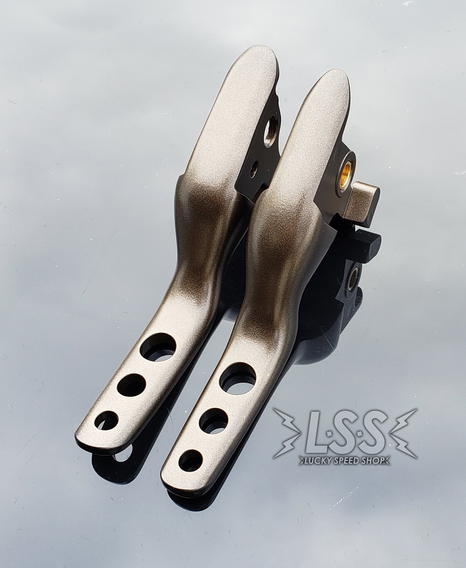 Lucky Speed 15up Softail 6blocc Shorty Levers - Shorty Levers - Lucky Speed Shop - Lucky Speed Shop